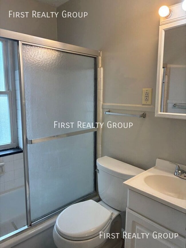 Building Photo - 3129 S. Smithville-#3