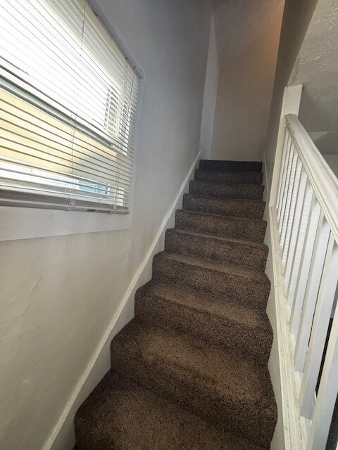 Building Photo - 2413 S Smithville Rd