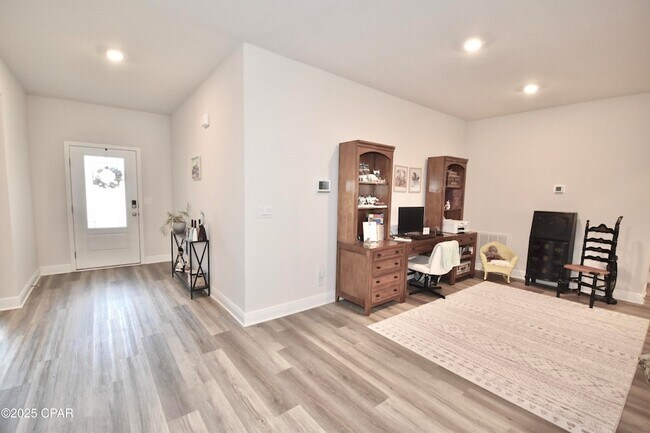 Building Photo - 4858 Sweetspire Dr