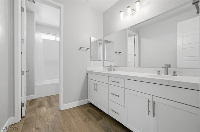 Building Photo - 7736 Tioga Rdg Ct