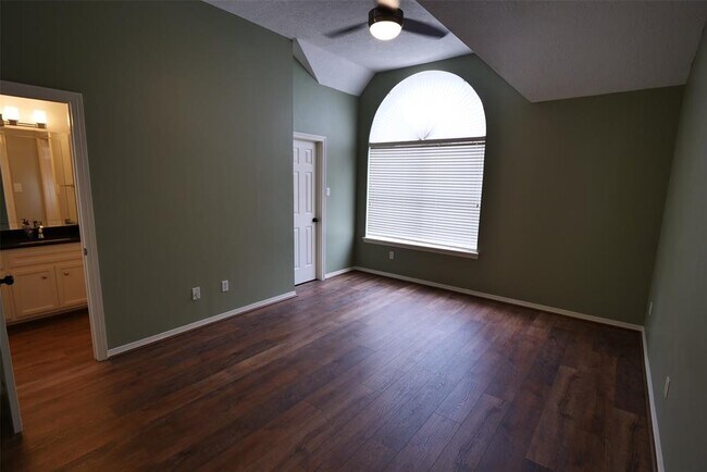 Building Photo - 4914 Maxie St