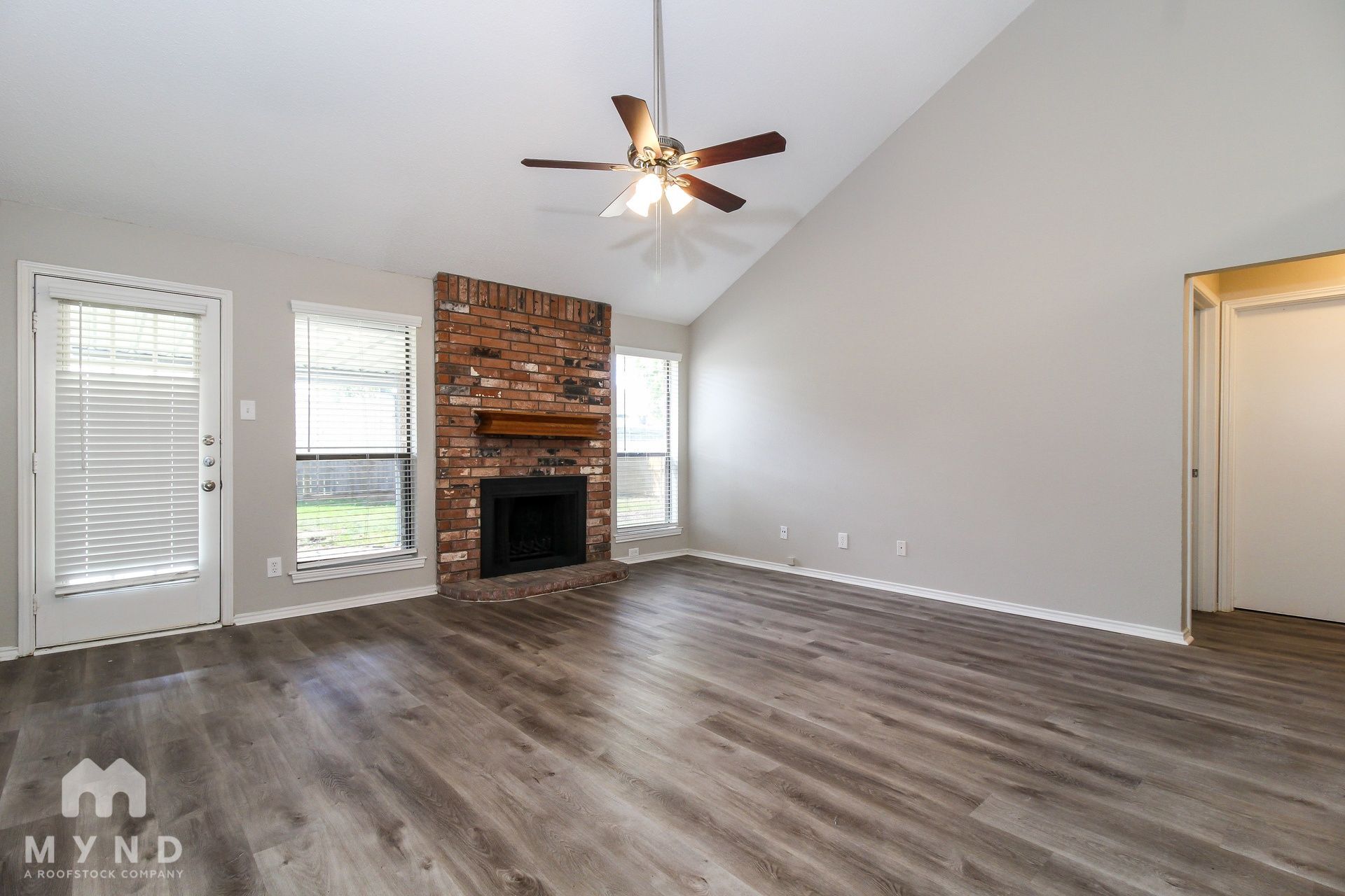Building Photo - 6602 Glen Falls Dr