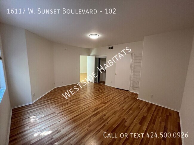 Building Photo - 16117 W Sunset Blvd