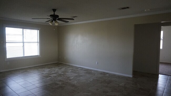 Building Photo - 4-Bedroom House for Rent in Belton