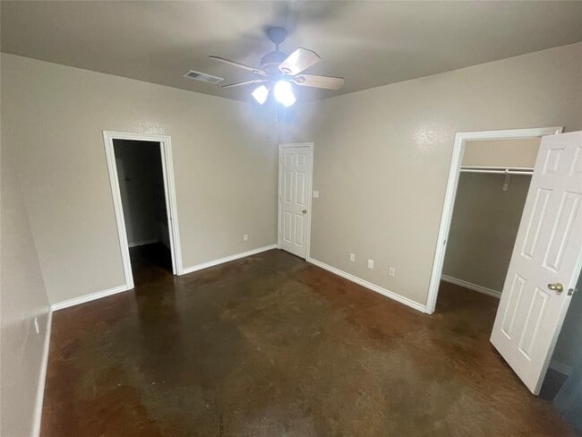 Building Photo - 1640 Co Rd 228