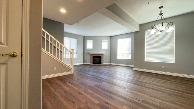 Building Photo - 3BD/3BA - Exclusive Townhome Living on Communication Hill: Modern Comfort Meets Scenic Views