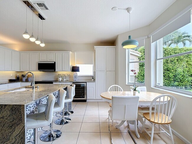 Building Photo - Beautiful Home for Rent in Royal Palm Beach!