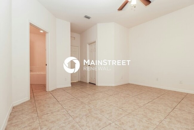 Building Photo - 4 Bedroom Pet-Friendly Home in Cape Coral, FL with Main Street Renewal