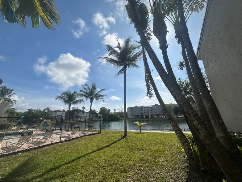Building Photo - 21121 SW 85th Ave