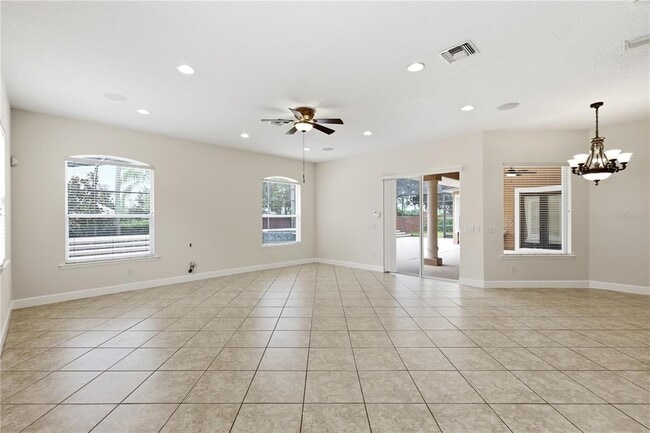 Building Photo - 3205 King George Dr