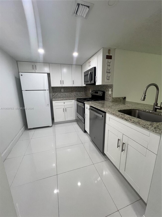 Building Photo - 14155 SW 87th St