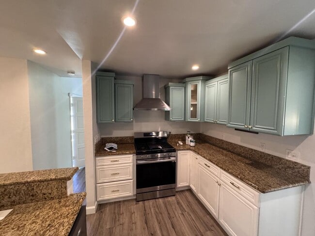 Building Photo - 4629 Villas Ct