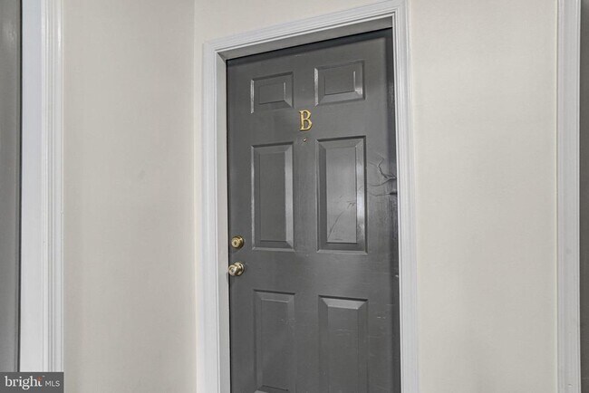 Building Photo - 7501 Calderon Ct
