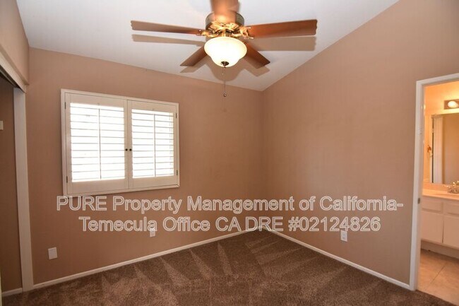 Building Photo - 39265 Corte Pluma