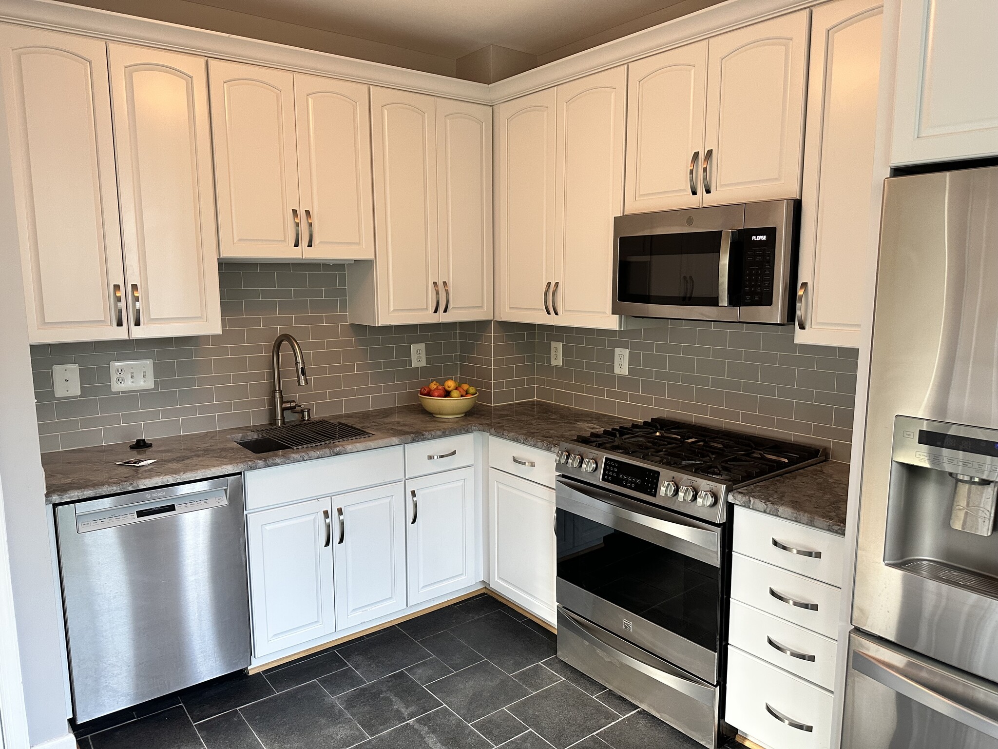 Building Photo - 20447 Chesapeake Sq