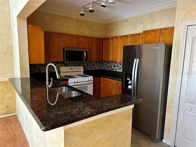 Building Photo - 2717 Via Cipriani