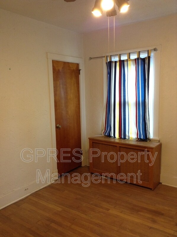 Building Photo - 1316 Wightman St