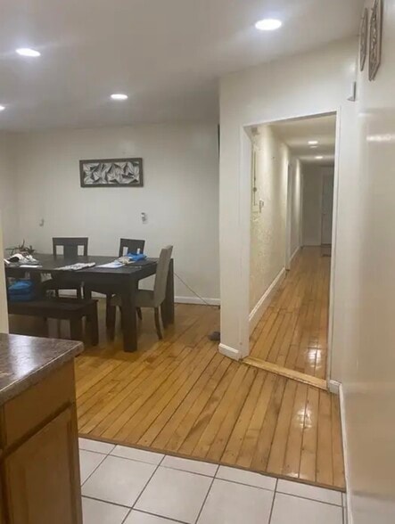 Building Photo - 109 Nilsson St