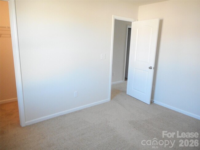 Building Photo - 5022 Markfield Ln
