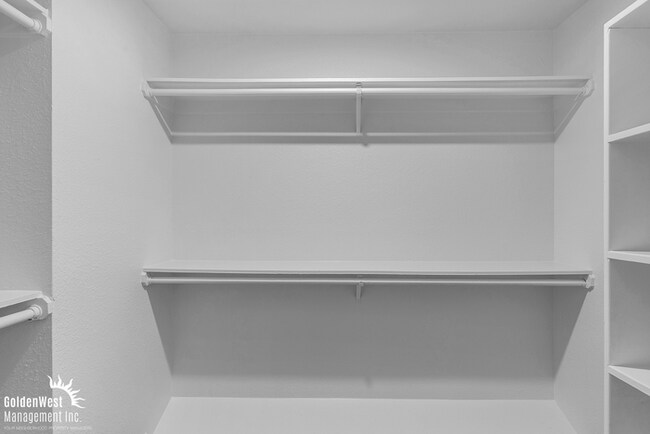 Building Photo - Updated and Spacious 2Bdm 2Ba Home in Prime North Phoenix Location!