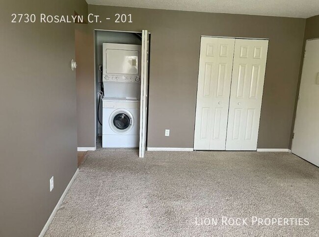Building Photo - Cozy Two-Bedroom Condo in New Hope for $13...