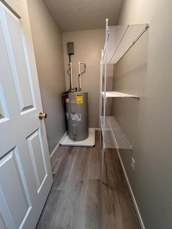 Building Photo - 3635 Indian Run, Unit 2