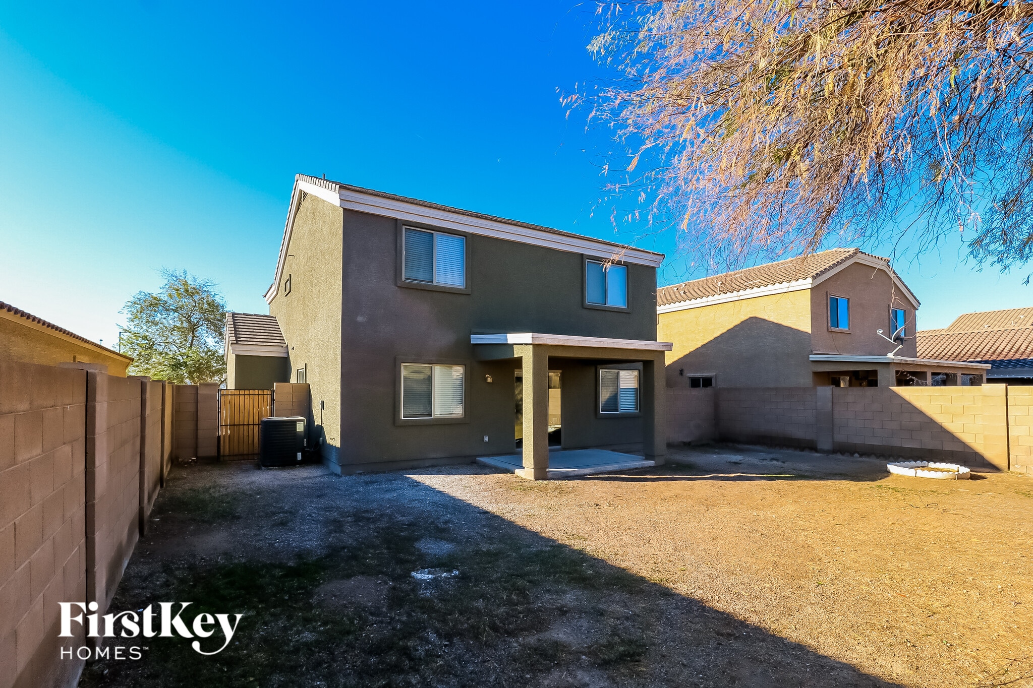 Building Photo - 23704 W Huntington Dr