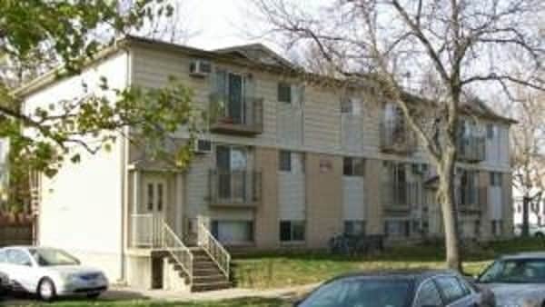 Primary Photo - 517 Fairchild St