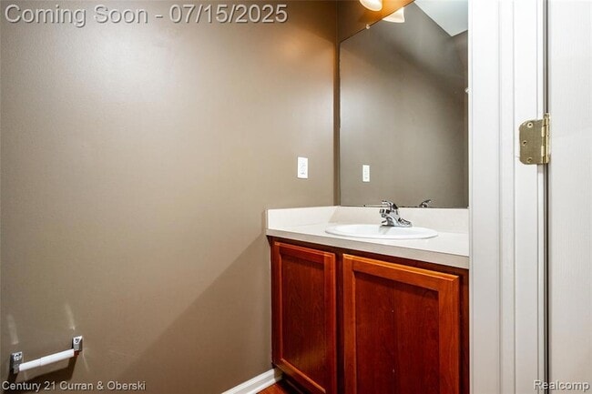 Building Photo - 39660 Rockcrest Ln