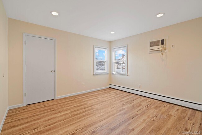 Building Photo - 480 Ocean Ave