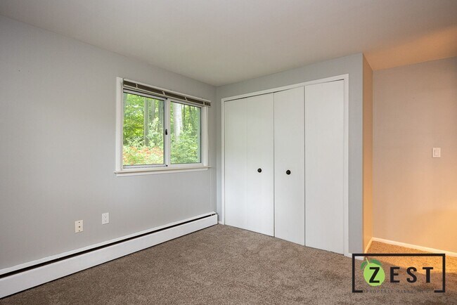 Building Photo - OPEN HOUSE Thursday August 29th 5-6pm