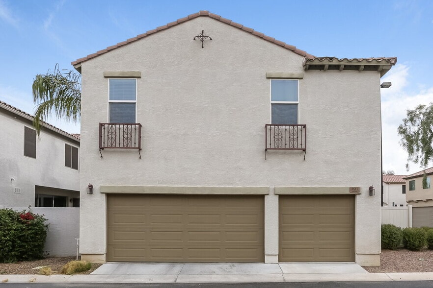 Primary Photo - 3617 S Winter Ln