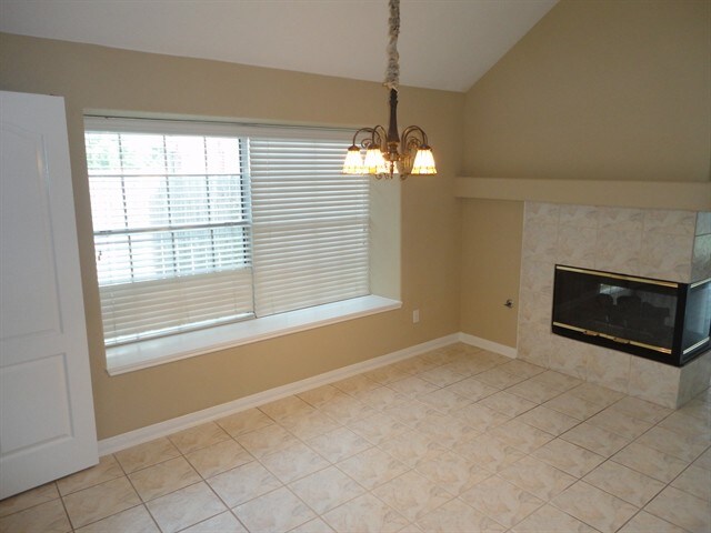 Building Photo - 17302 Lonesome Dove Trl