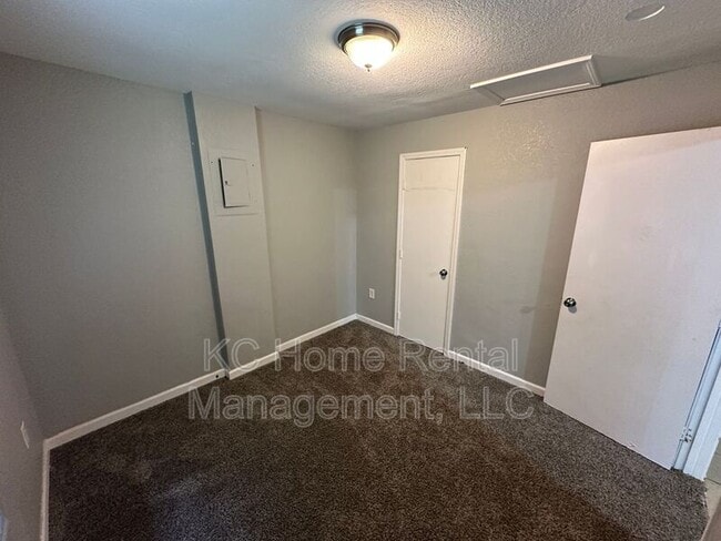 Building Photo - 11411 Bristol Terrace