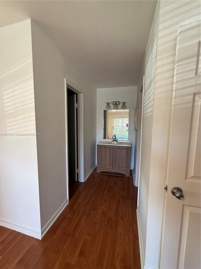 Building Photo - 15330 SW 106th Terrace