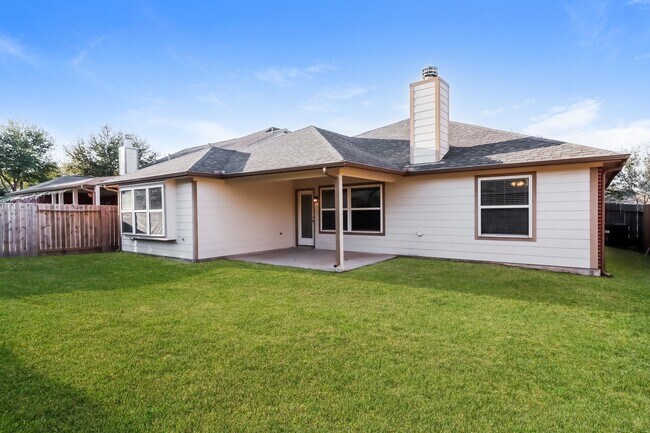 Building Photo - 7310 Enchanted Rock Ln