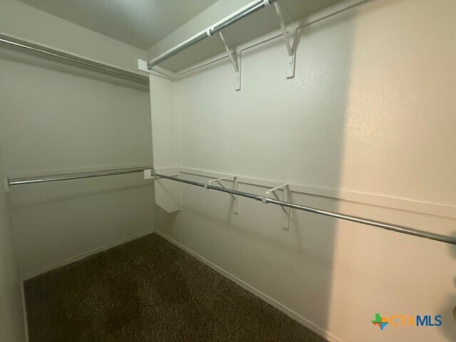 Building Photo - 5689 Fergus