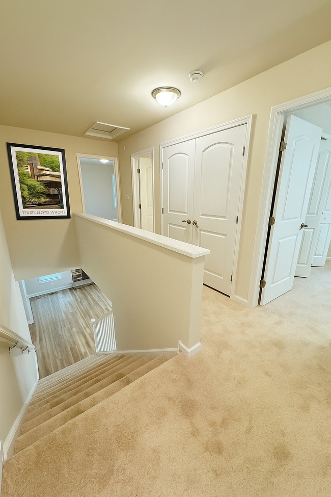 Building Photo - 3109 Fairfax Terrace