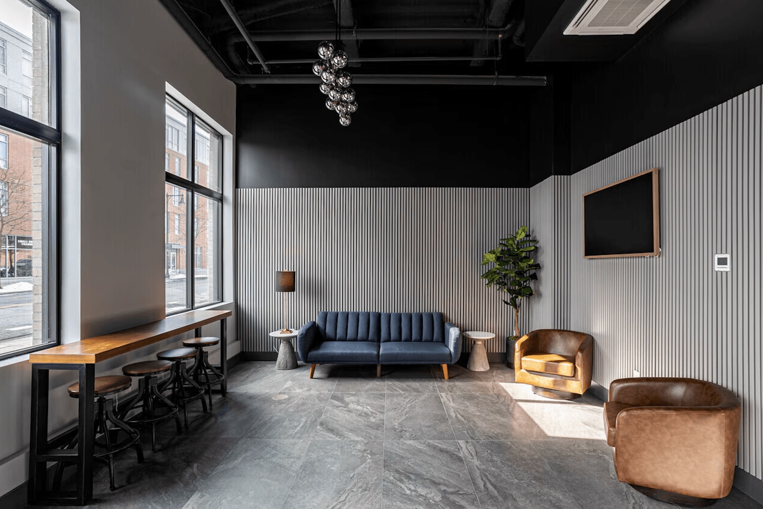 Building Photo - 365 Western Ave