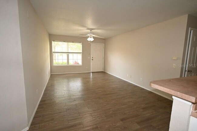 Building Photo - 5904 Willow Ridge Dr