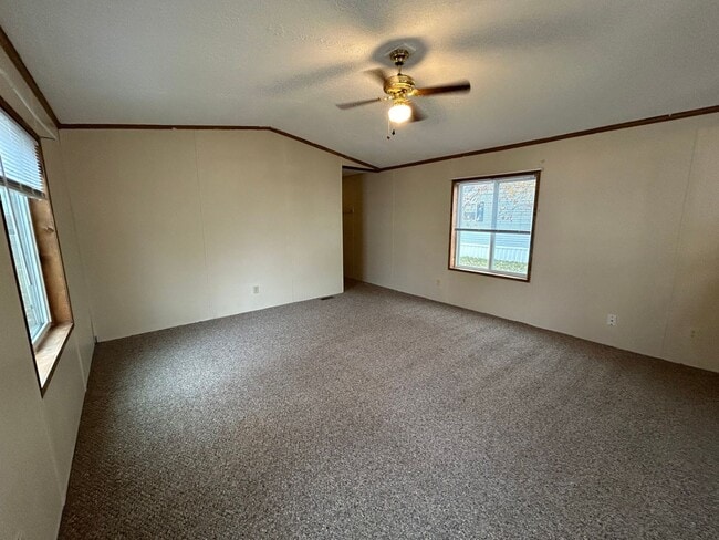 Building Photo - 2315 Garnet Ave