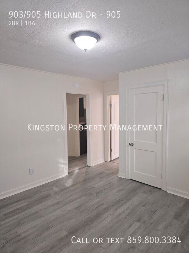 Building Photo - 903/905 Highland Dr-905