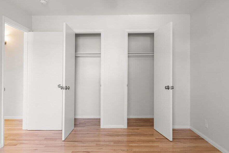 Building Photo - 3720 W Chandler Blvd