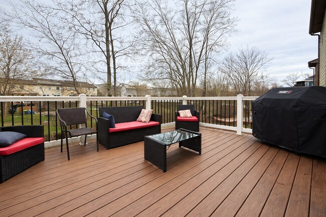 Building Photo - 186 White Dogwood Dr