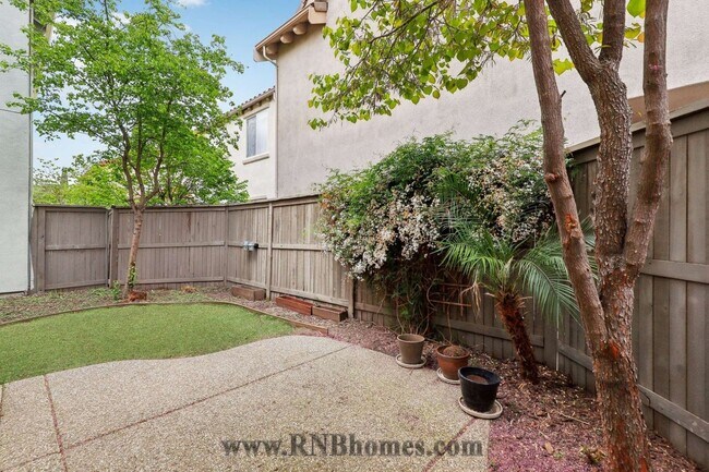 Building Photo - 170 Martis Valley Cir