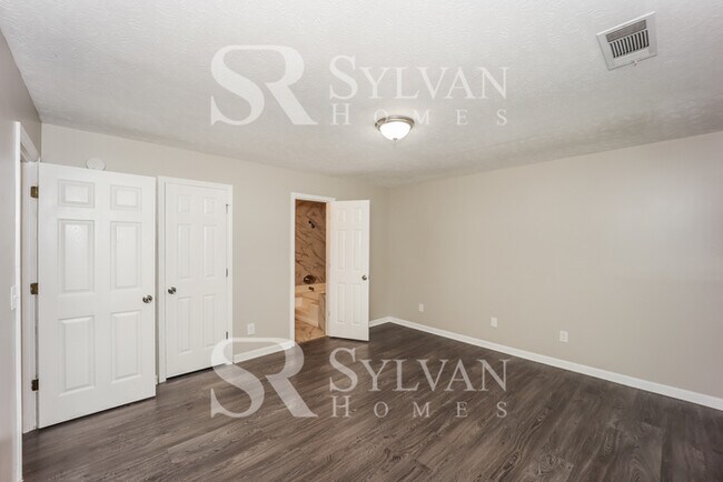 Building Photo - 2637 Welcome Rd