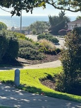 Building Photo - 140 Paseo Farrallon