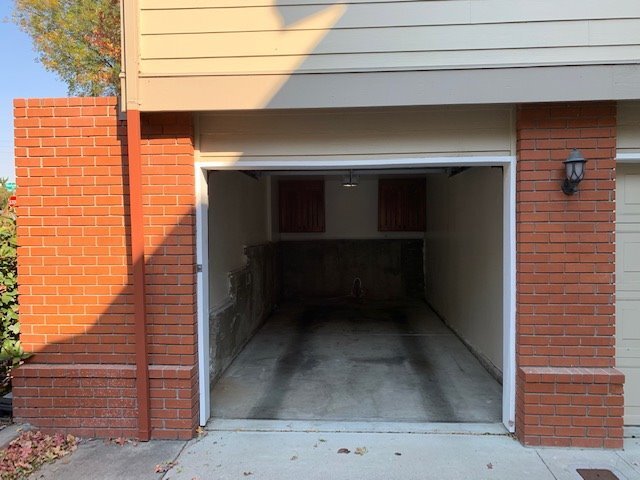 Building Photo - 3346 Smoketree Commons Dr