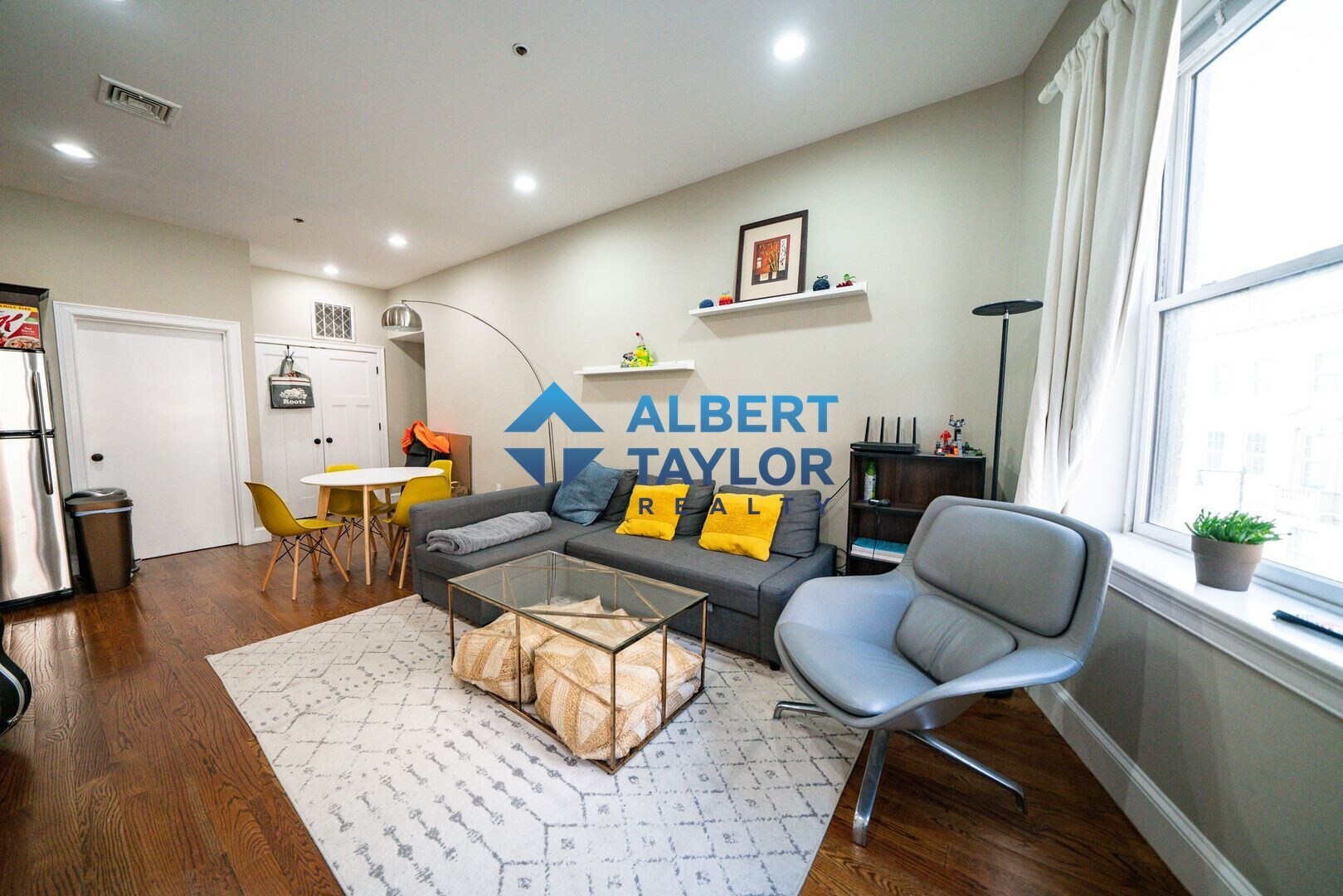 Building Photo - 491 Commonwealth Ave