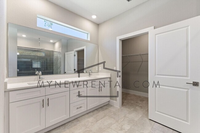 Building Photo - 2241 Nordendale Blvd